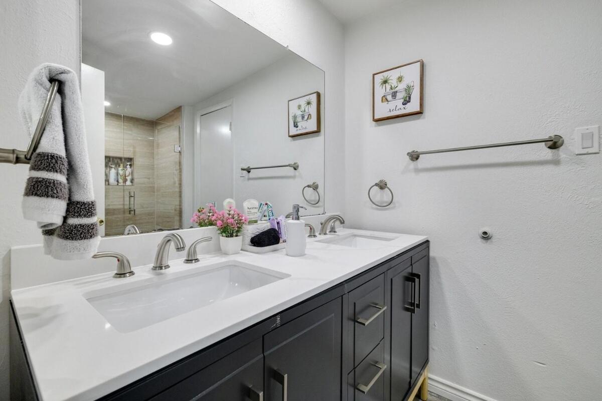 Frisco Getaway Hometel W The Spa And Outdoor Kitchen Exterior foto